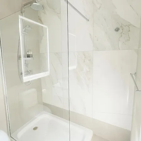 Διαμέρισμα Sunny Penthouse With Large Terrace