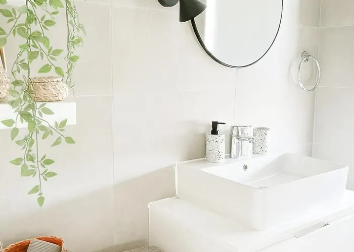 شقة Sunny Penthouse With Large Terrace